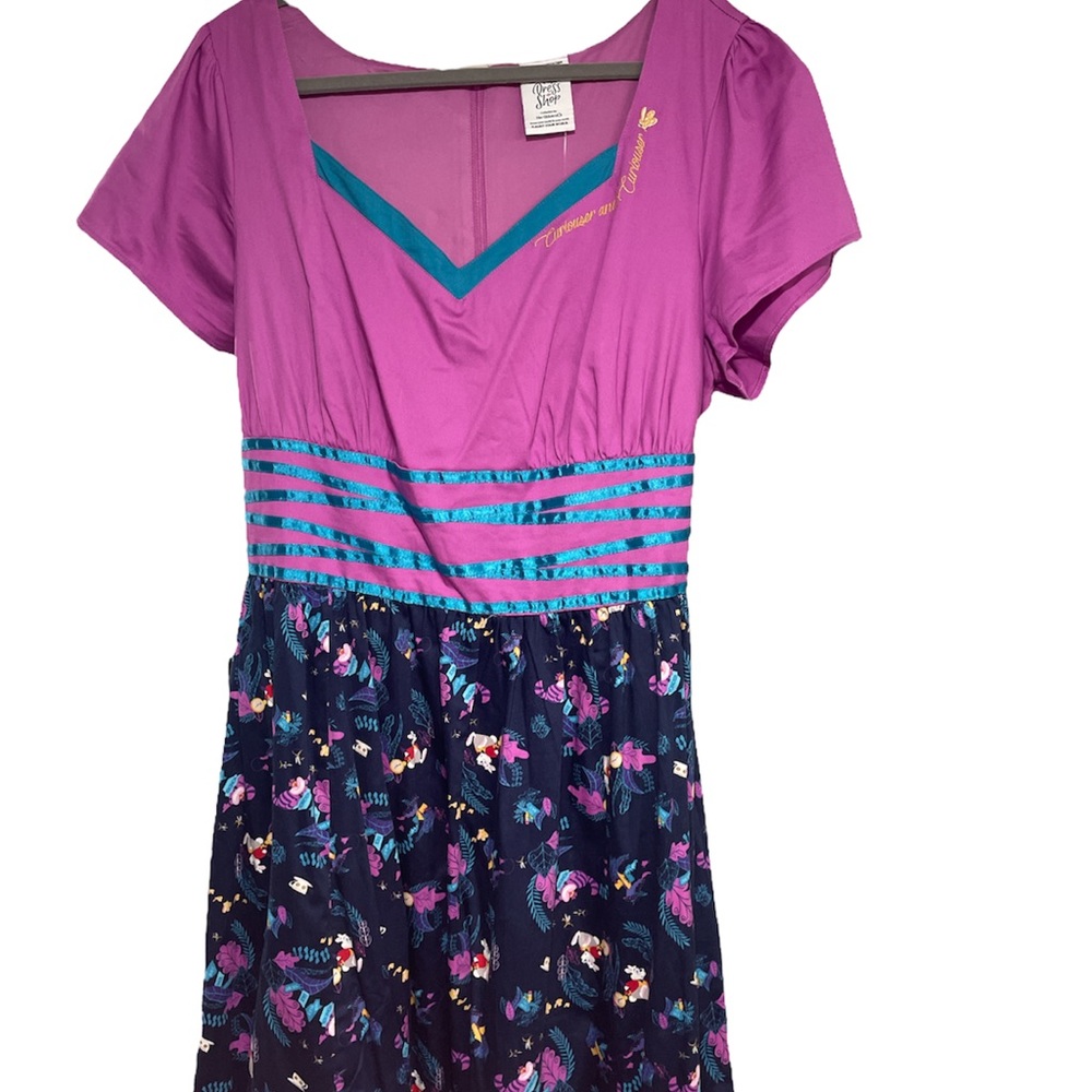 NWT Rare Disney Dress Shop and Her Universe Alice in Wonderland Dress